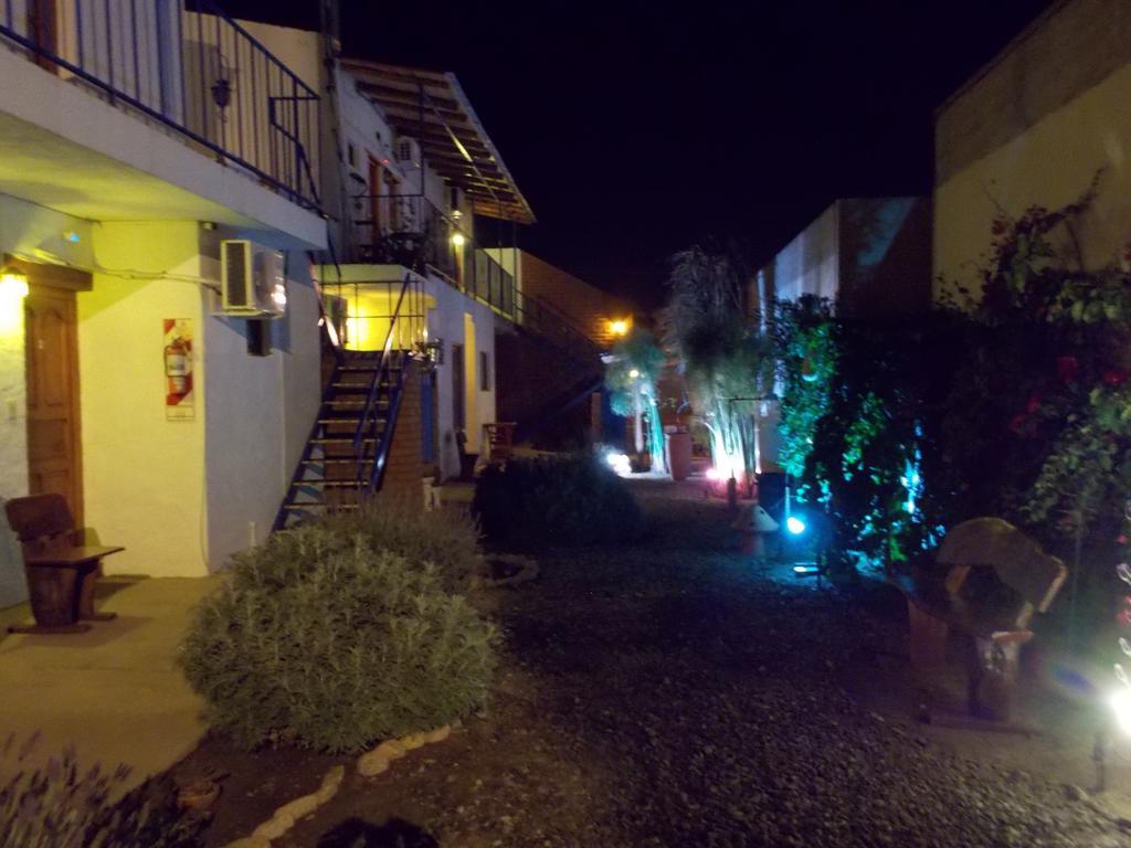 Divina Presencia Hotel Cafayate Exterior photo
