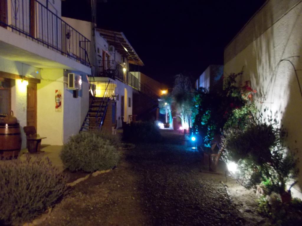 Divina Presencia Hotel Cafayate Exterior photo