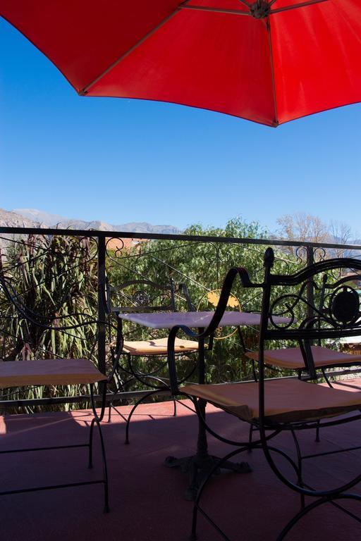 Divina Presencia Hotel Cafayate Exterior photo